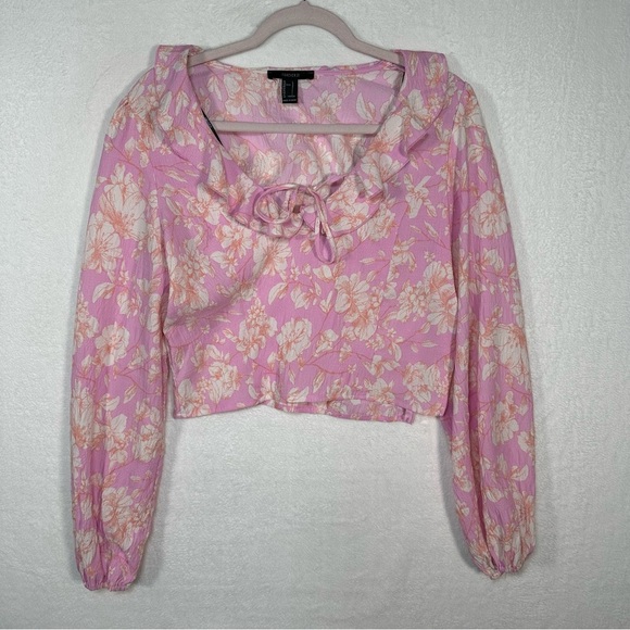 Forever 21 Tops - Pink Floral Ruffled Puffy Short Sleeve Crop Top Size Large Forever 21 Preppy
